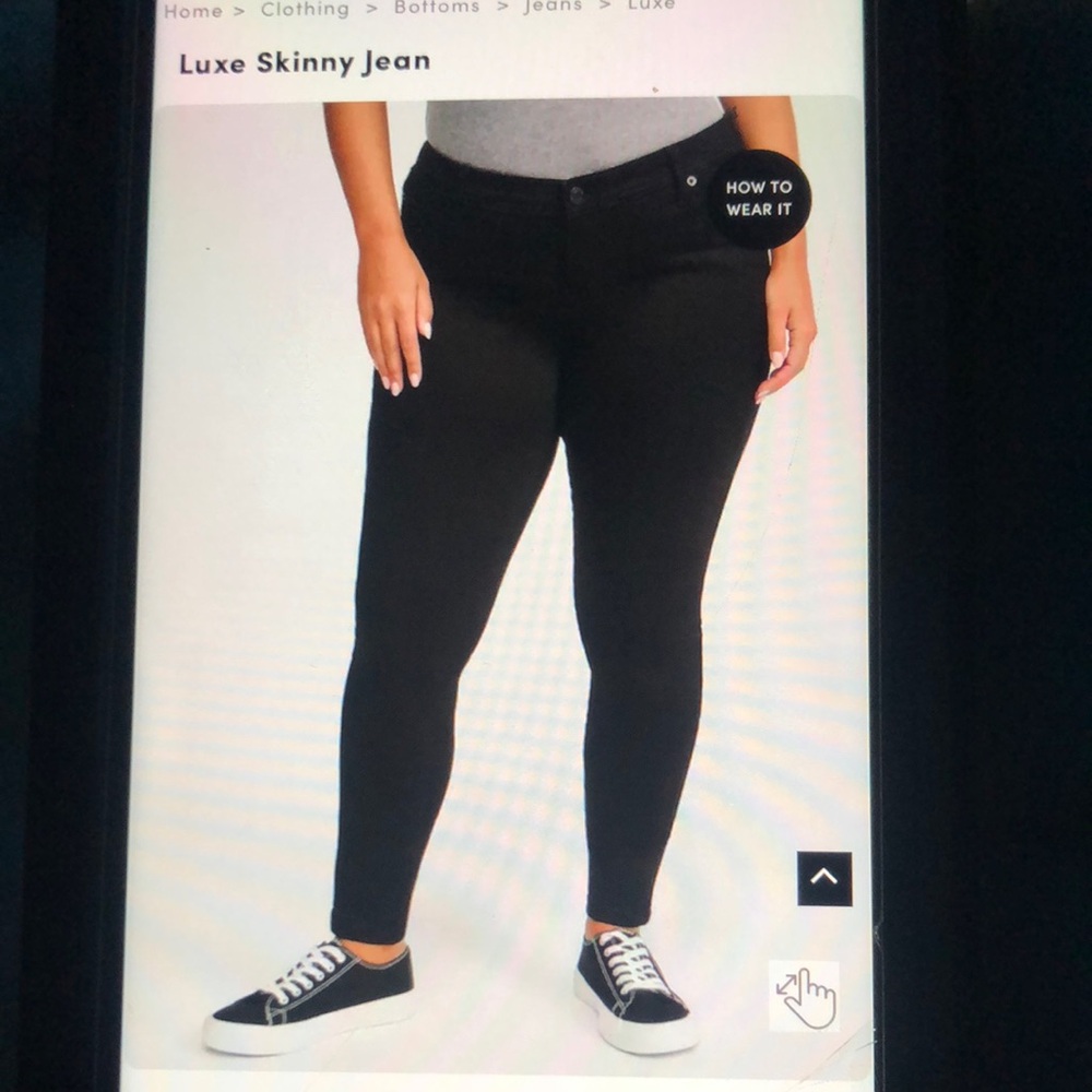 Torrid Luxe Black Skinny Jeans (NWT)